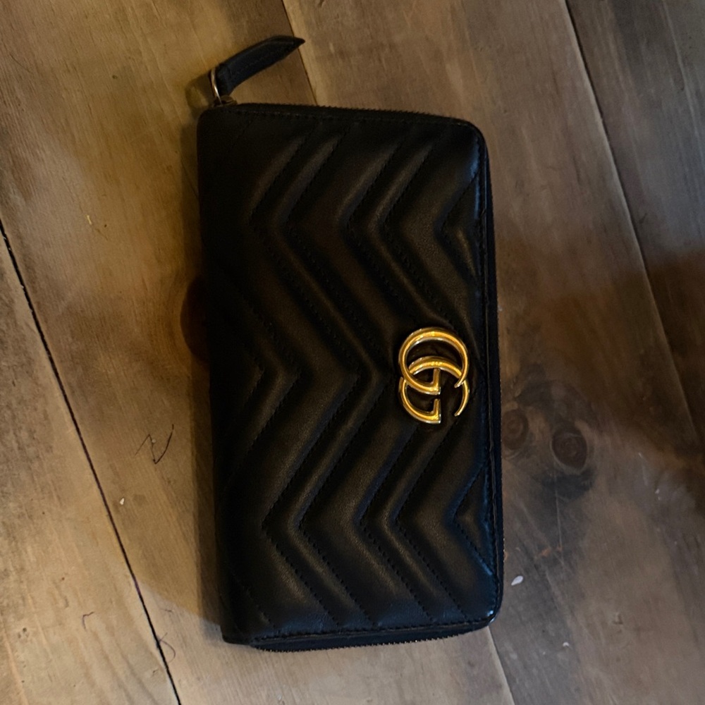 Gucci Black Wallet with Gold Logo